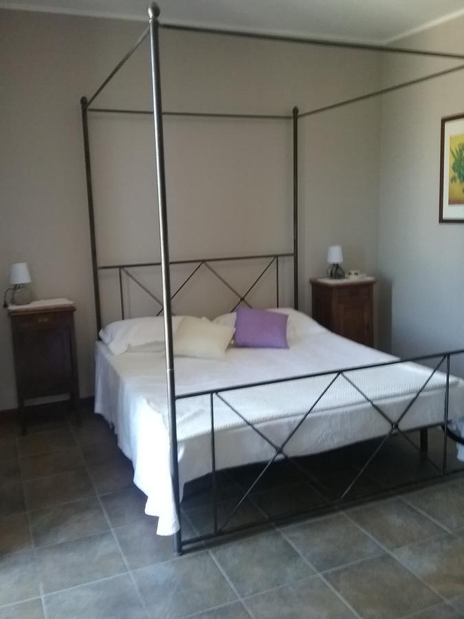 Bed and Breakfast La Terrazza Del Barbaresco à Neviglie Extérieur photo
