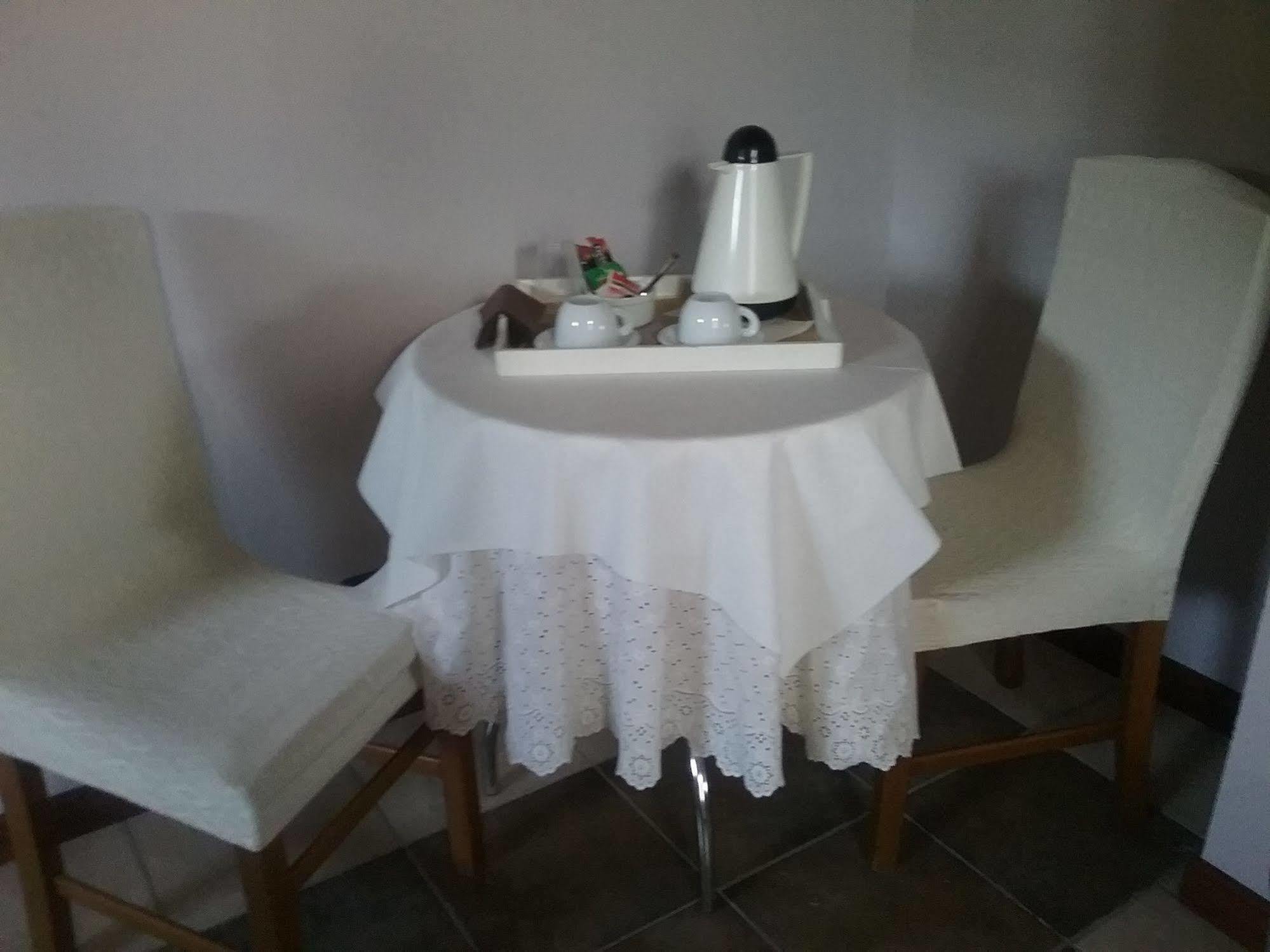 Bed and Breakfast La Terrazza Del Barbaresco à Neviglie Extérieur photo